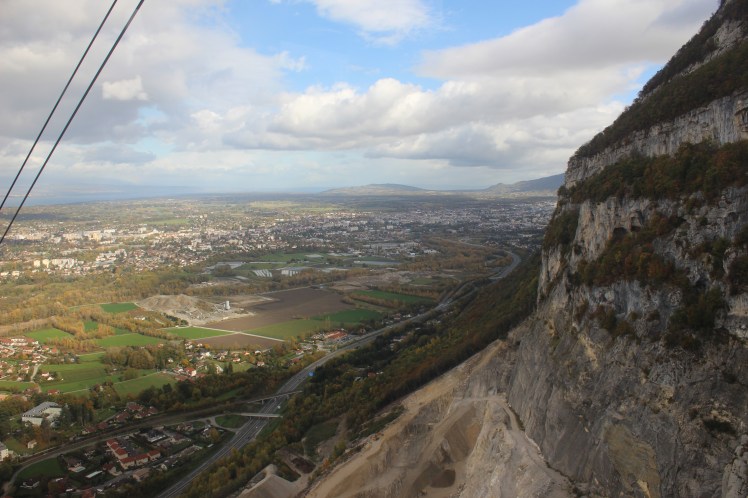 D221432F-52F8-4D38-A238-658DA8BE0560